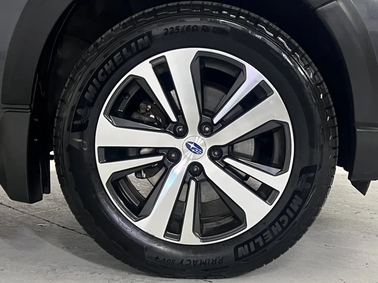2018 SUBARU OUTBACK Gallery Image 5