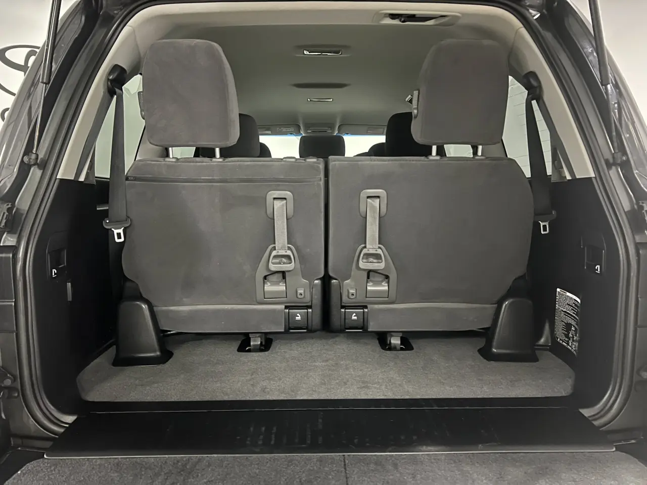 2018 TOYOTA LANDCRUISER Gallery Image 13