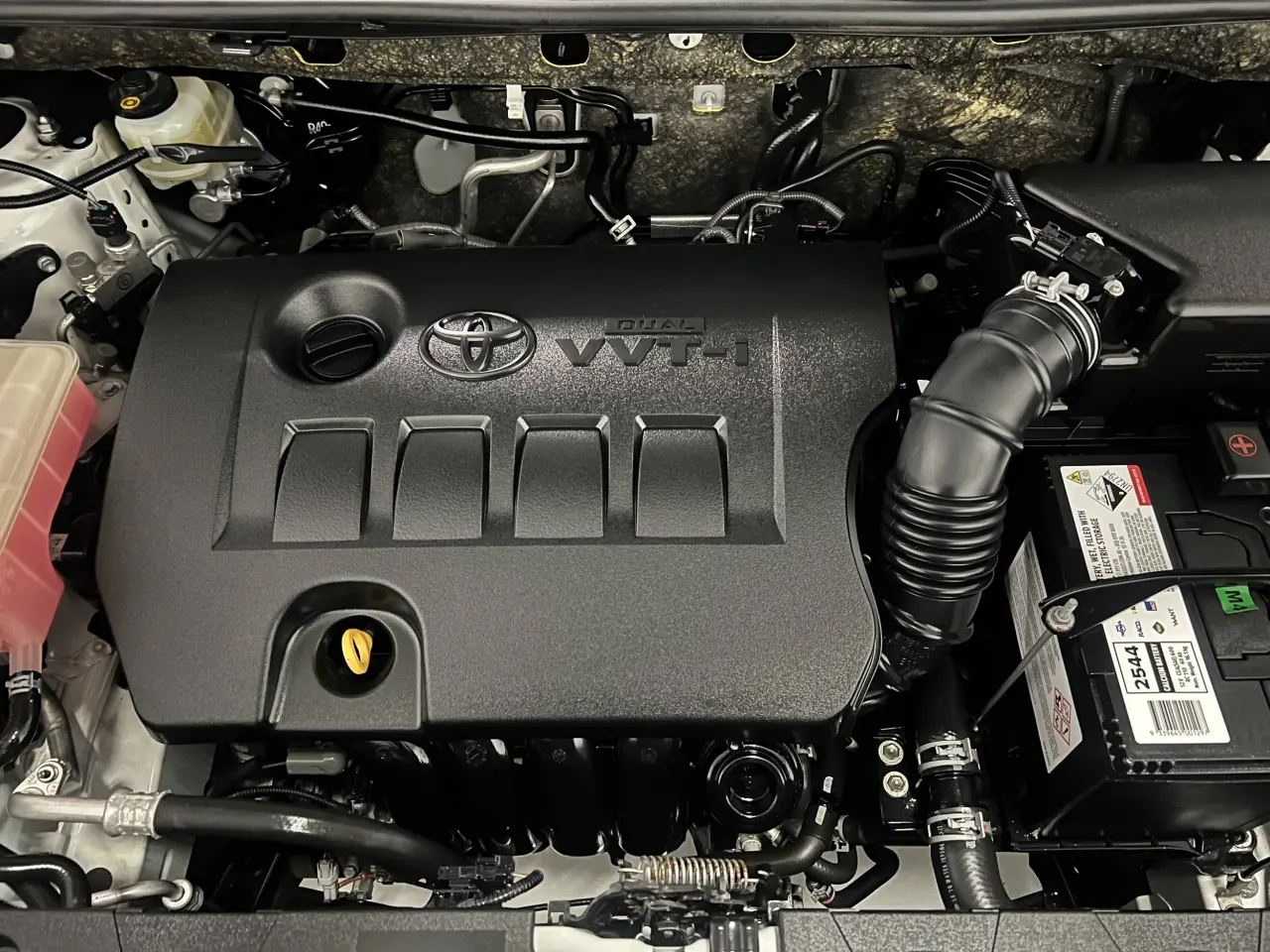 2018 TOYOTA RAV4 Gallery Image 20