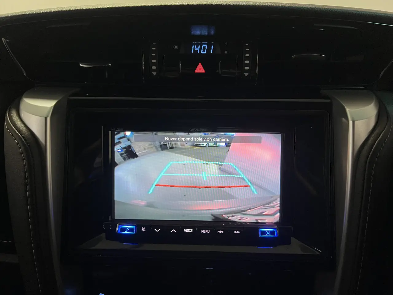 2017 TOYOTA FORTUNER Gallery Image 19