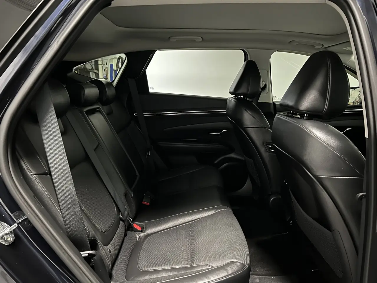2022 HYUNDAI TUCSON Gallery Image 11