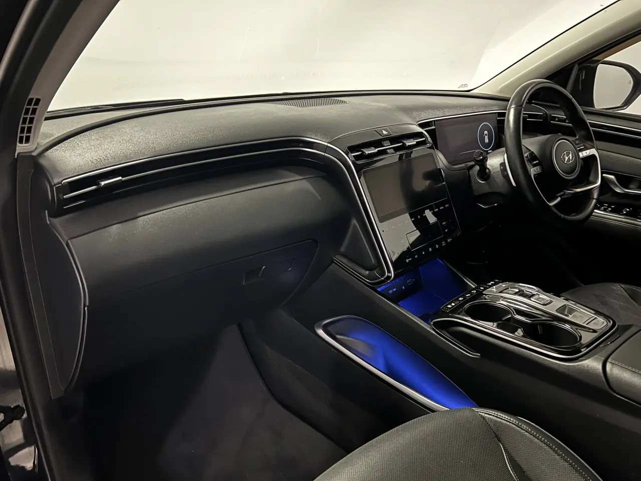 2022 HYUNDAI TUCSON Gallery Image 15