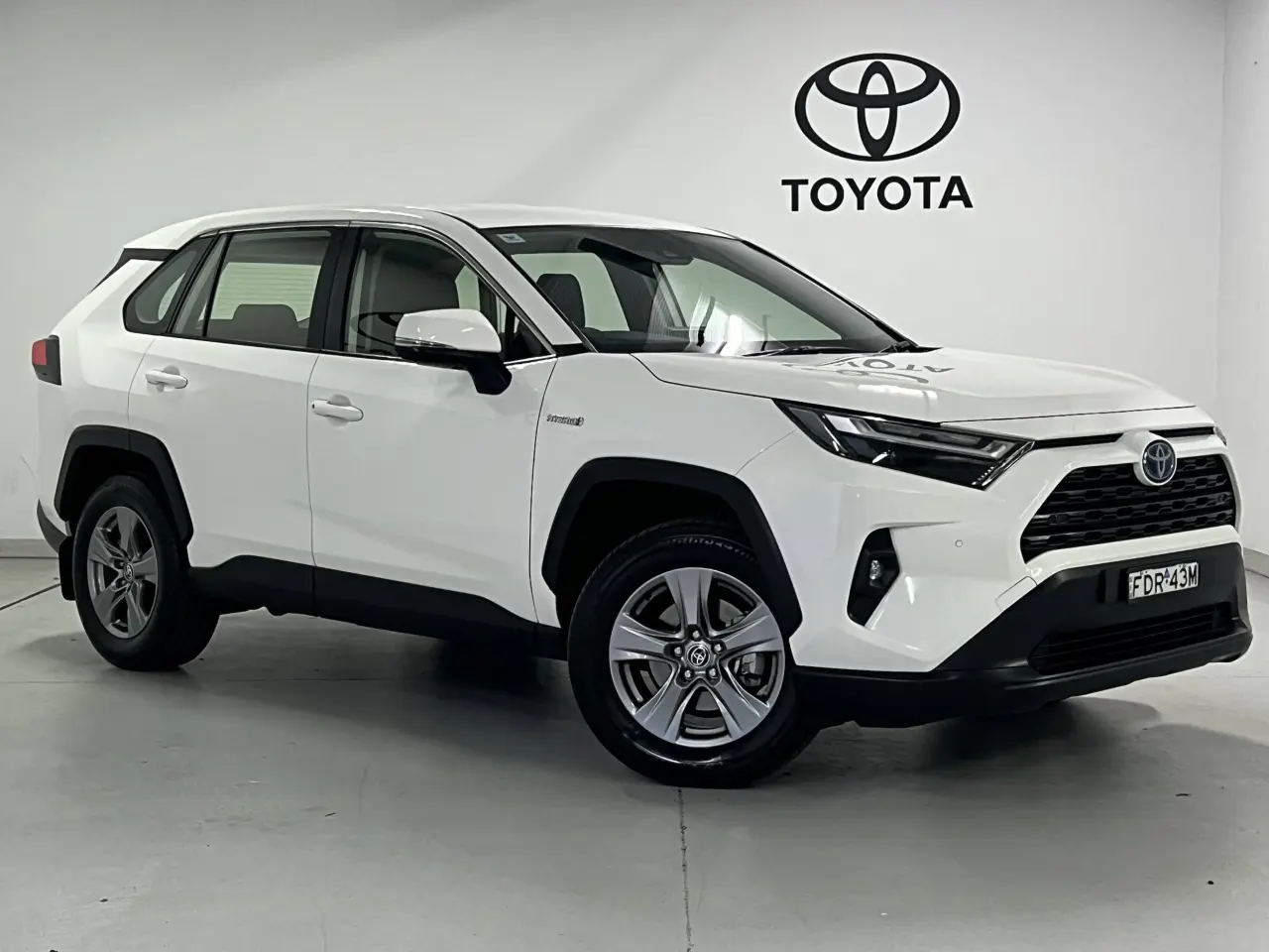 2023 TOYOTA RAV4 HYBRID Gallery Image 1