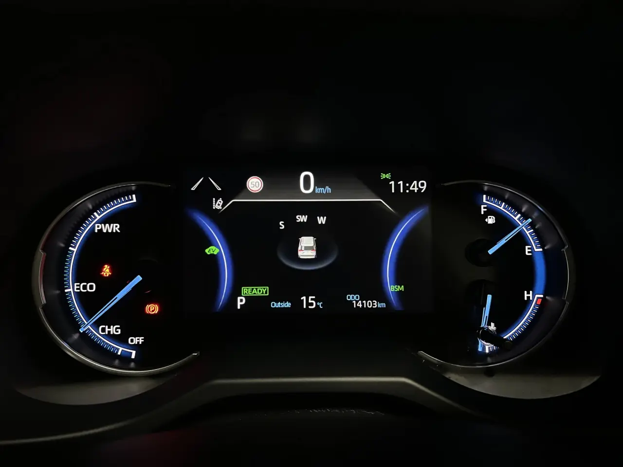 2023 TOYOTA RAV4 HYBRID Gallery Image 18