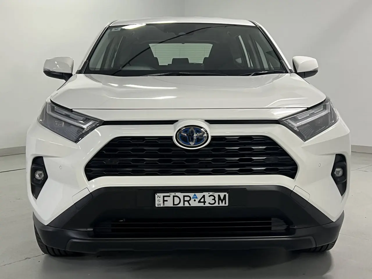 2023 TOYOTA RAV4 HYBRID Gallery Image 3