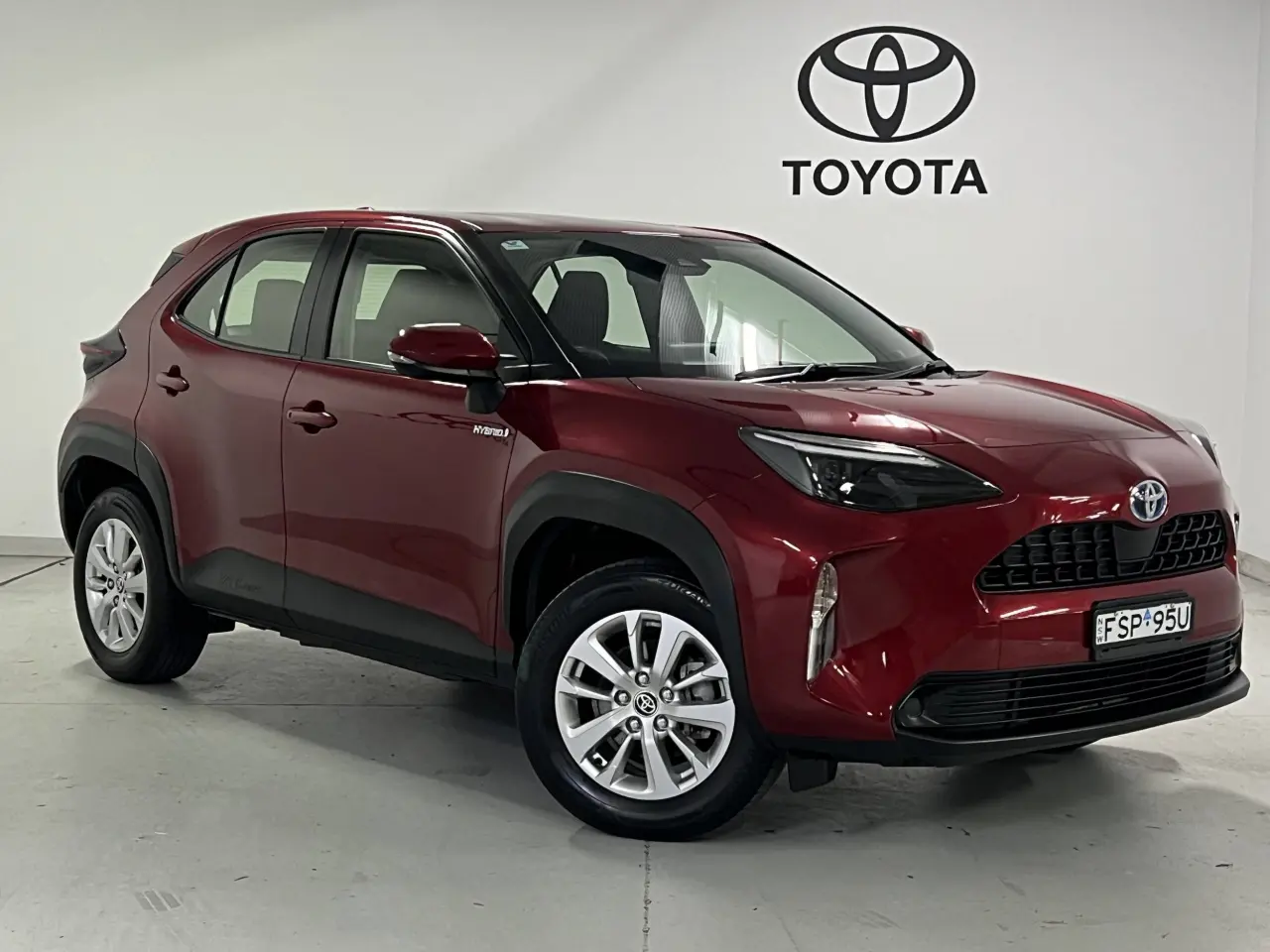 2023 TOYOTA YARIS CROSS HYBRID Gallery Image 1