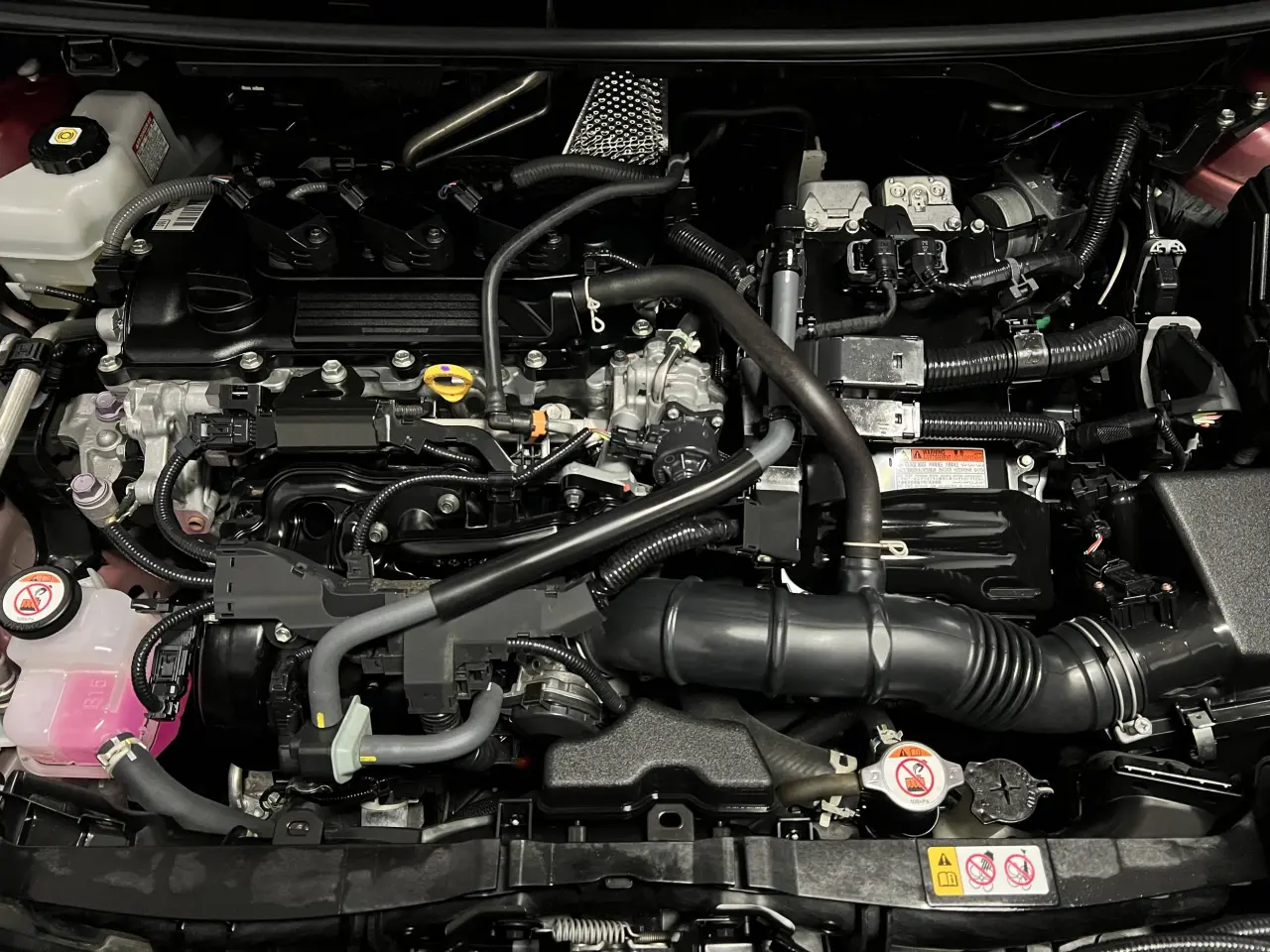 2023 TOYOTA YARIS CROSS HYBRID Gallery Image 20