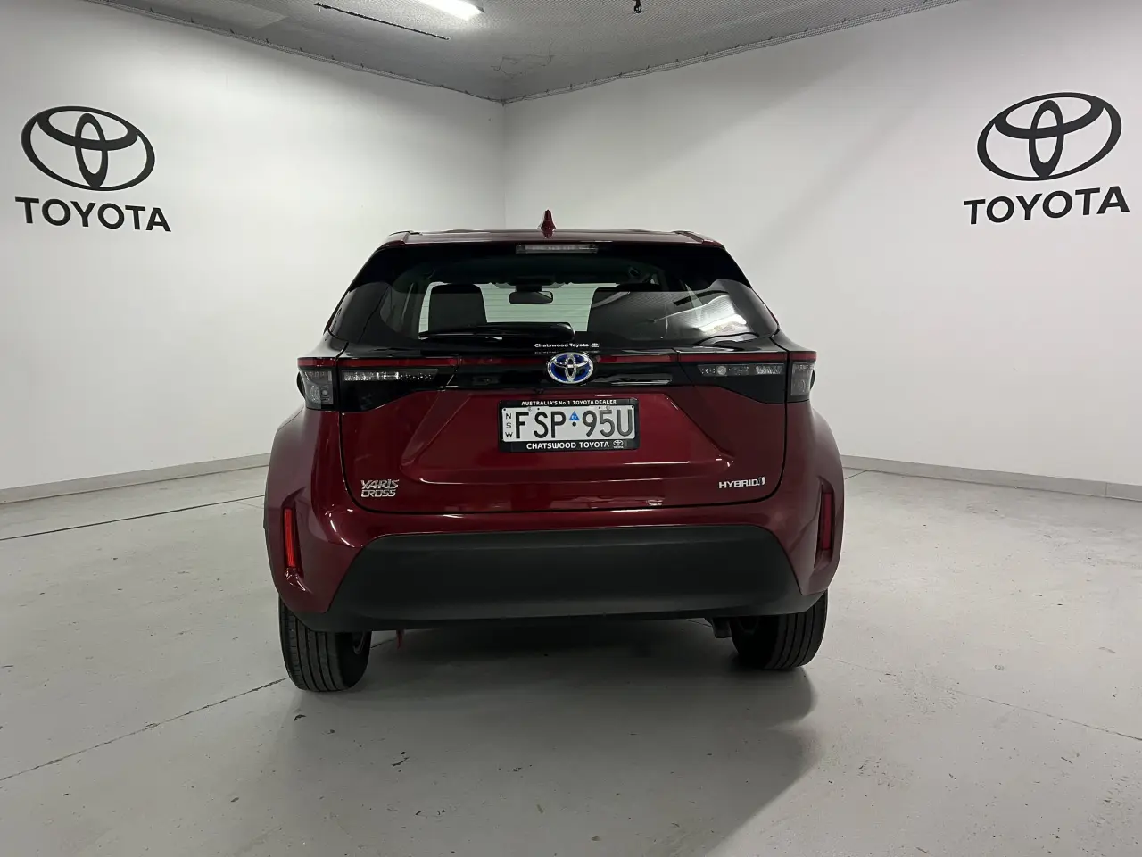 2023 TOYOTA YARIS CROSS HYBRID Gallery Image 6