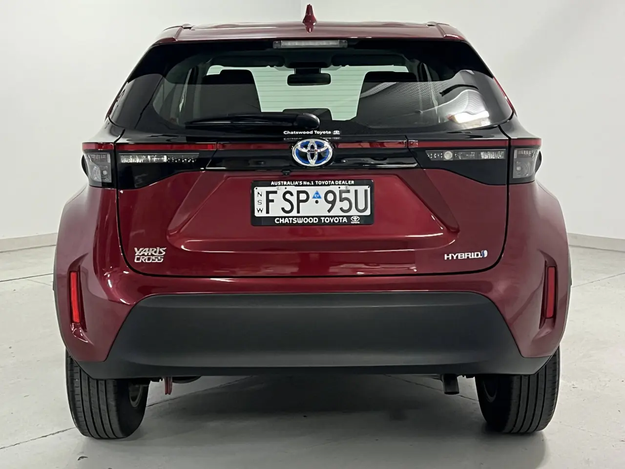 2023 TOYOTA YARIS CROSS HYBRID Gallery Image 7