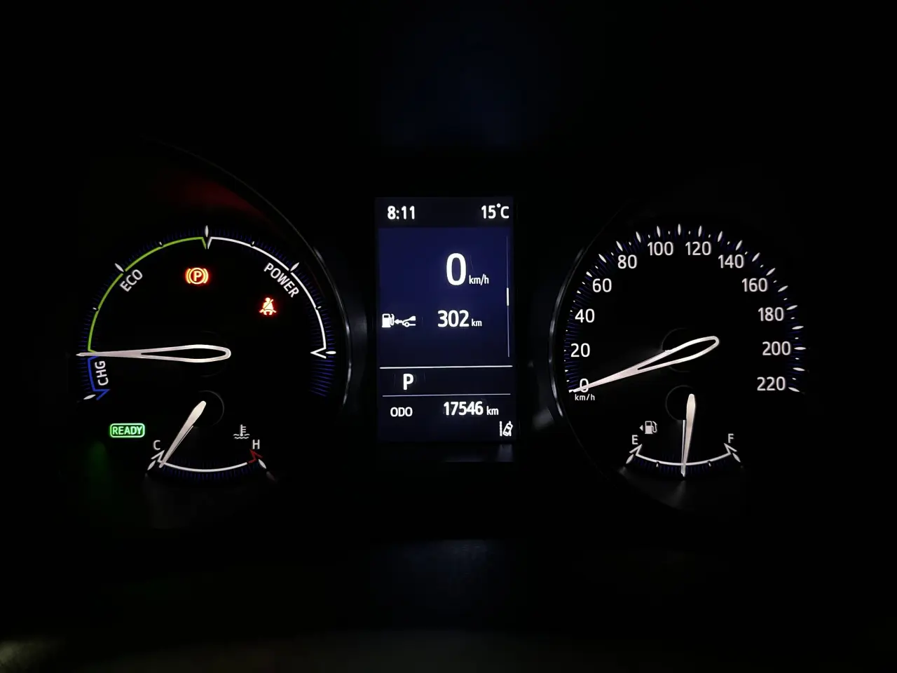 2020 TOYOTA C-HR HYBRID Gallery Image 17