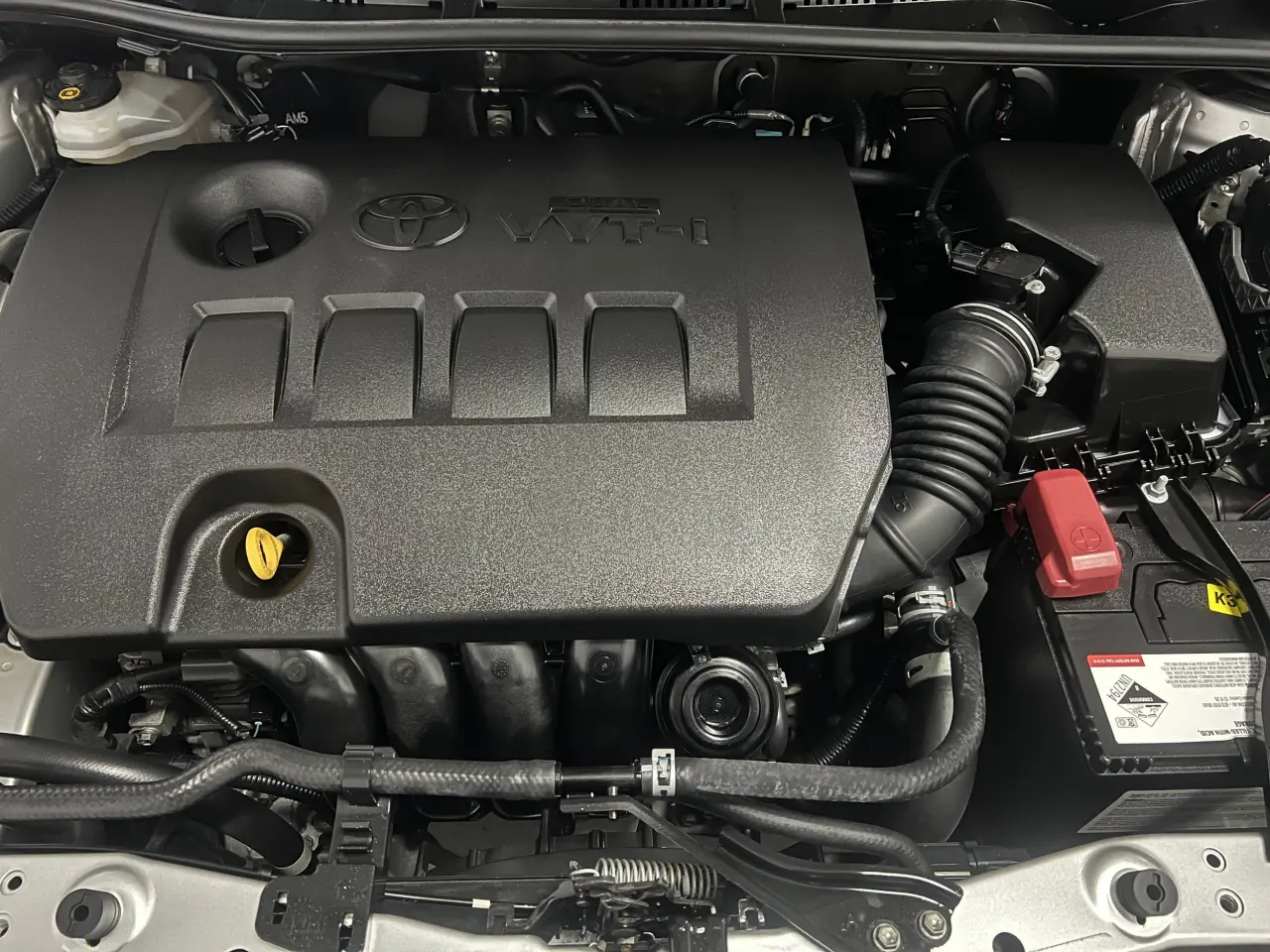 2018 TOYOTA COROLLA Gallery Image 20