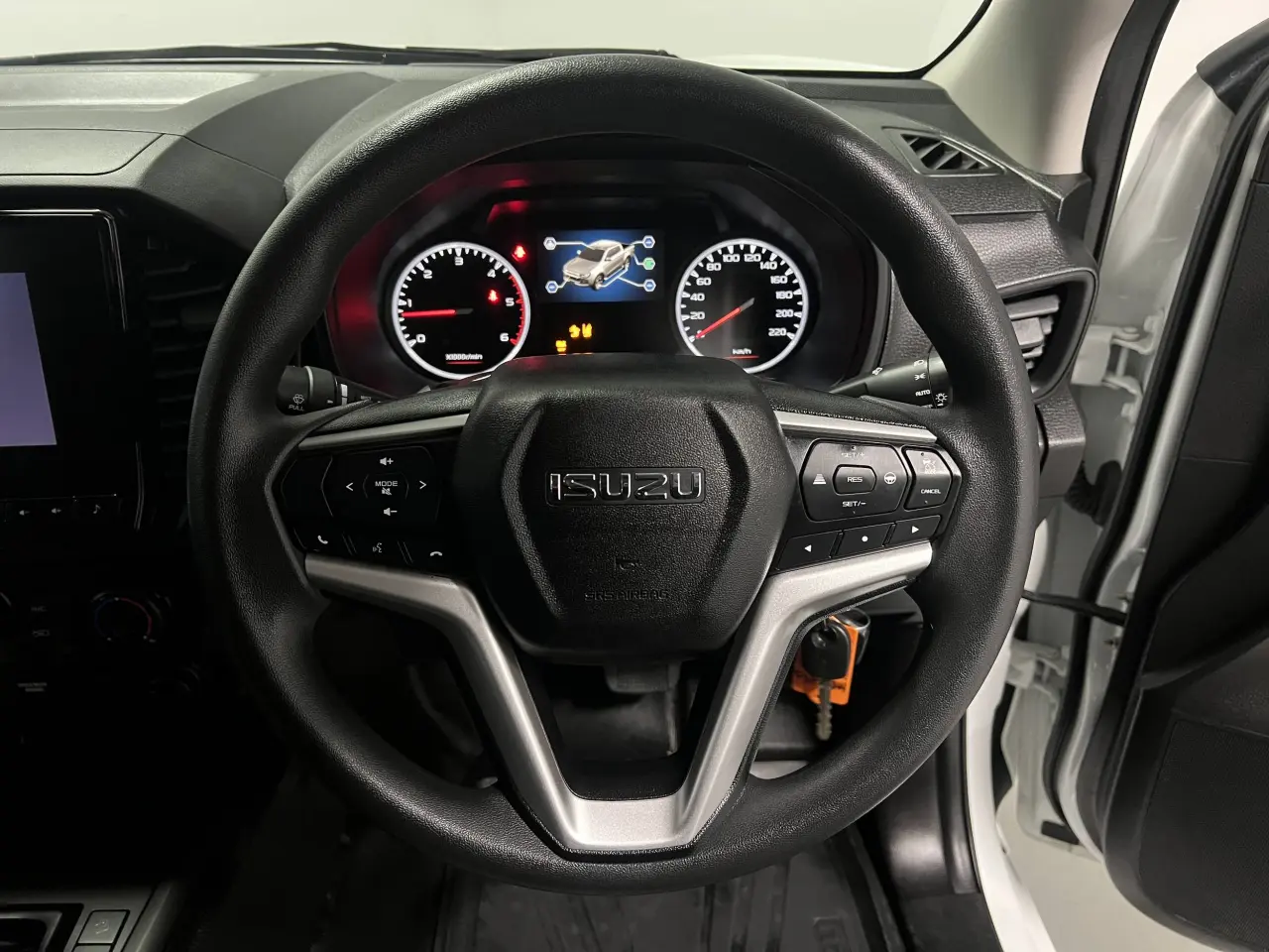 2020 ISUZU D-MAX Gallery Image 16