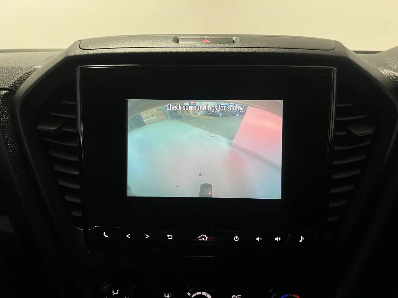 2020 ISUZU D-MAX Gallery Image 18