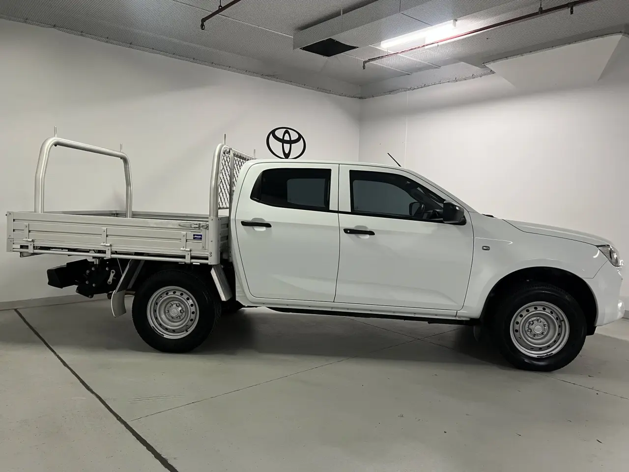 2020 ISUZU D-MAX Gallery Image 4