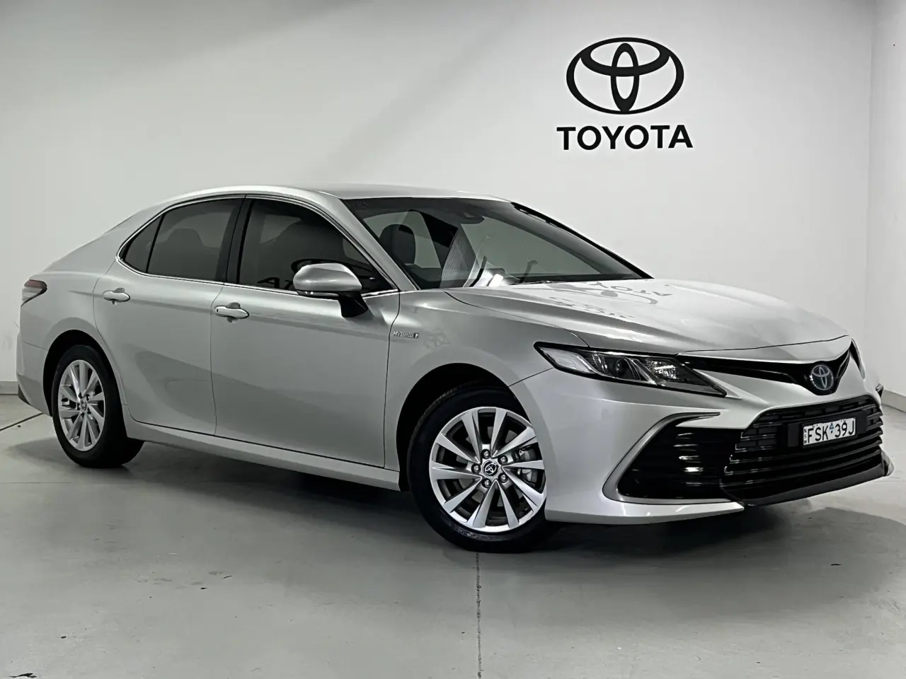 2022 TOYOTA CAMRY HYBRID Gallery Image 1