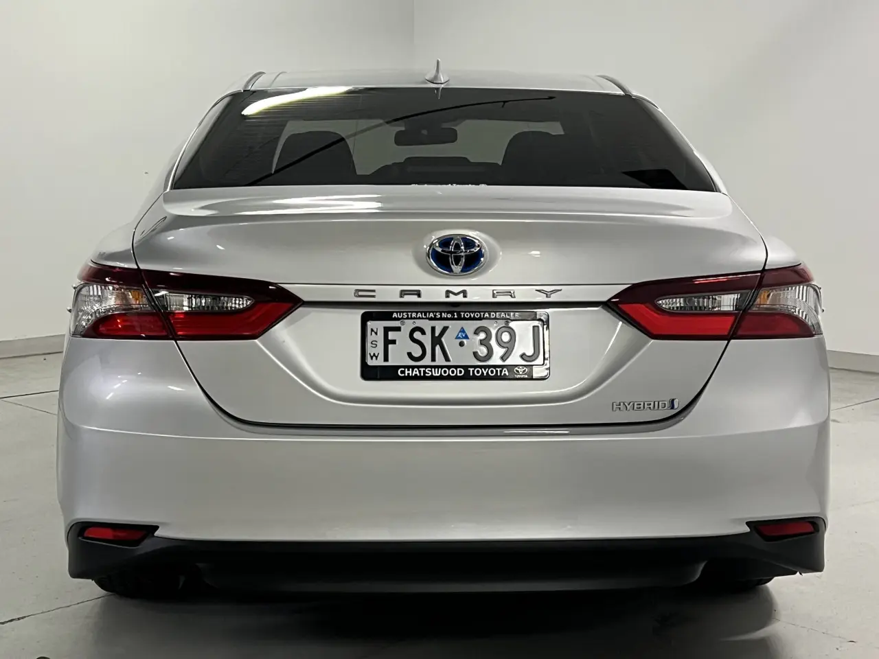 2022 TOYOTA CAMRY HYBRID Gallery Image 6