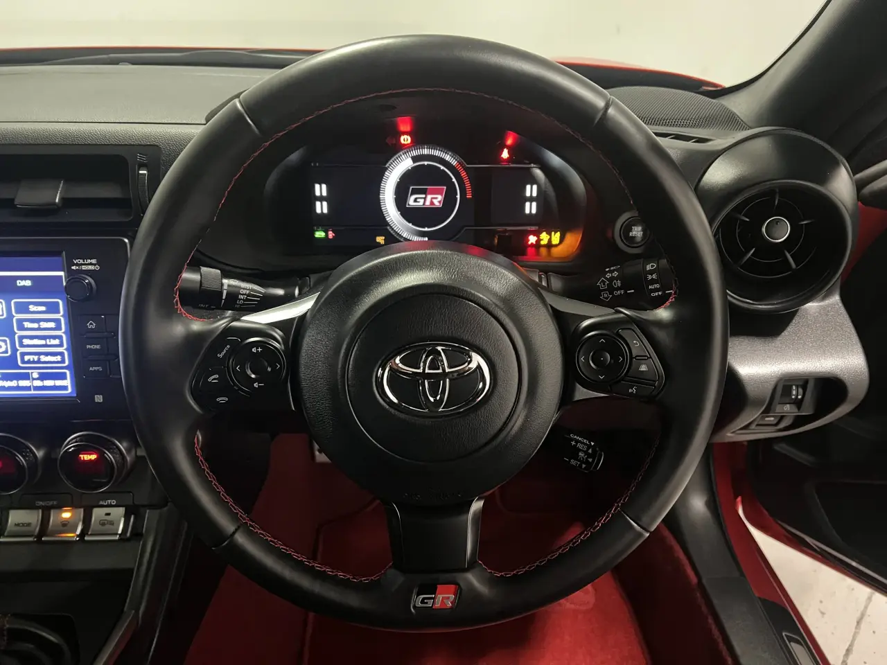 2024 TOYOTA GR86 Gallery Image 16