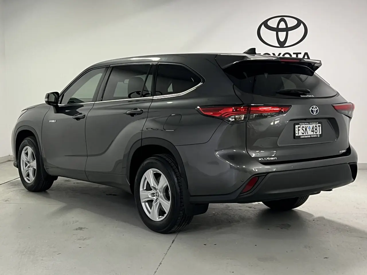 2022 TOYOTA KLUGER HYBRID Gallery Image 8
