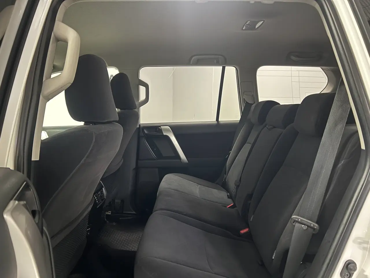 2020 TOYOTA PRADO Gallery Image 13