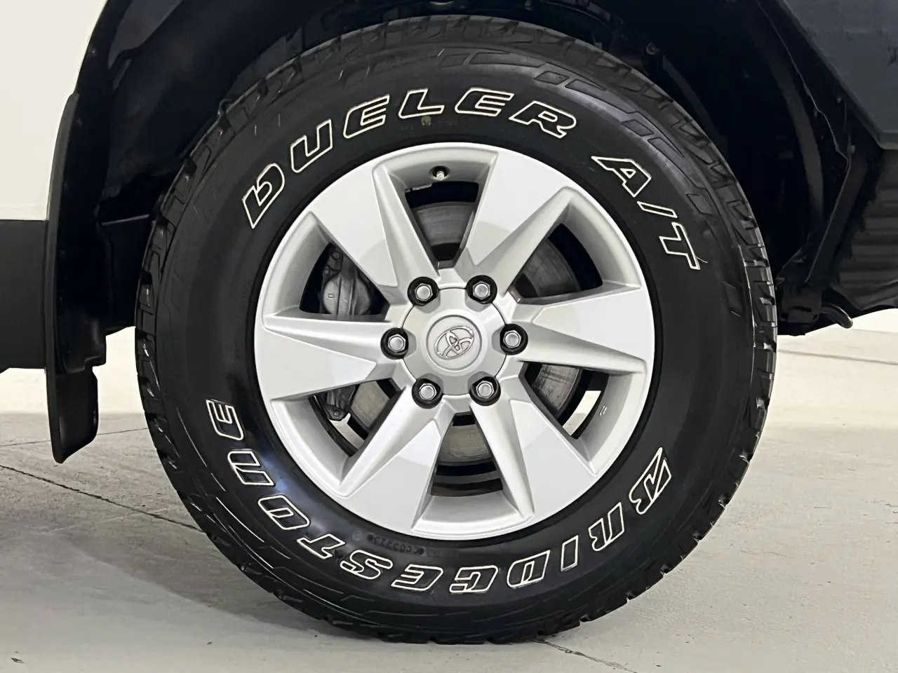 2020 TOYOTA PRADO Gallery Image 5