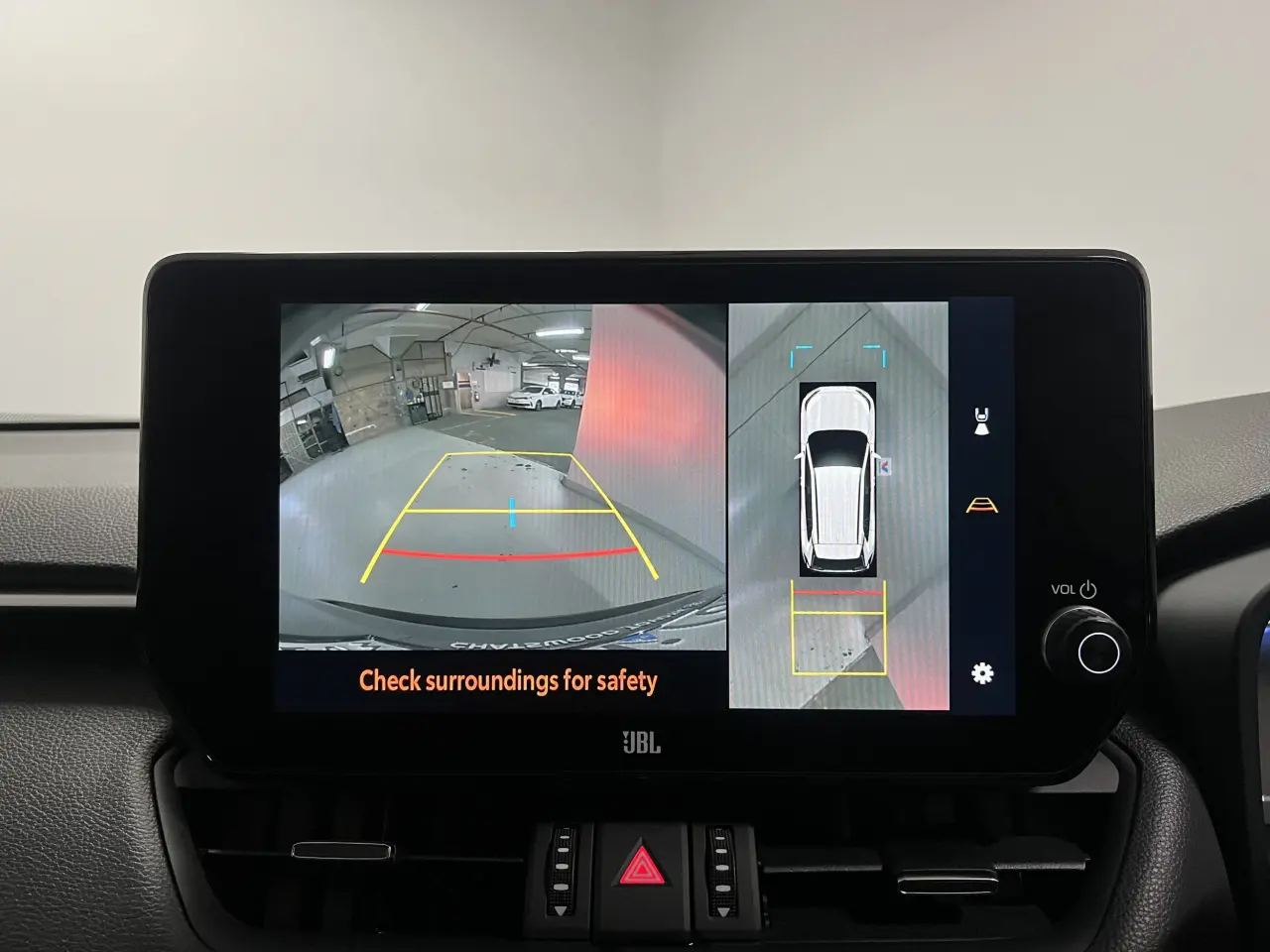 2025 TOYOTA RAV4 HYBRID Gallery Image 19