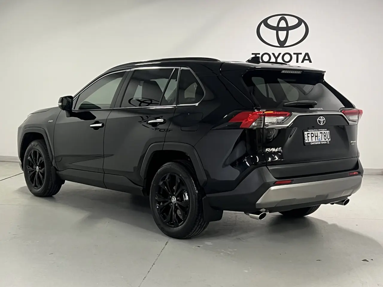 2025 TOYOTA RAV4 HYBRID Gallery Image 8