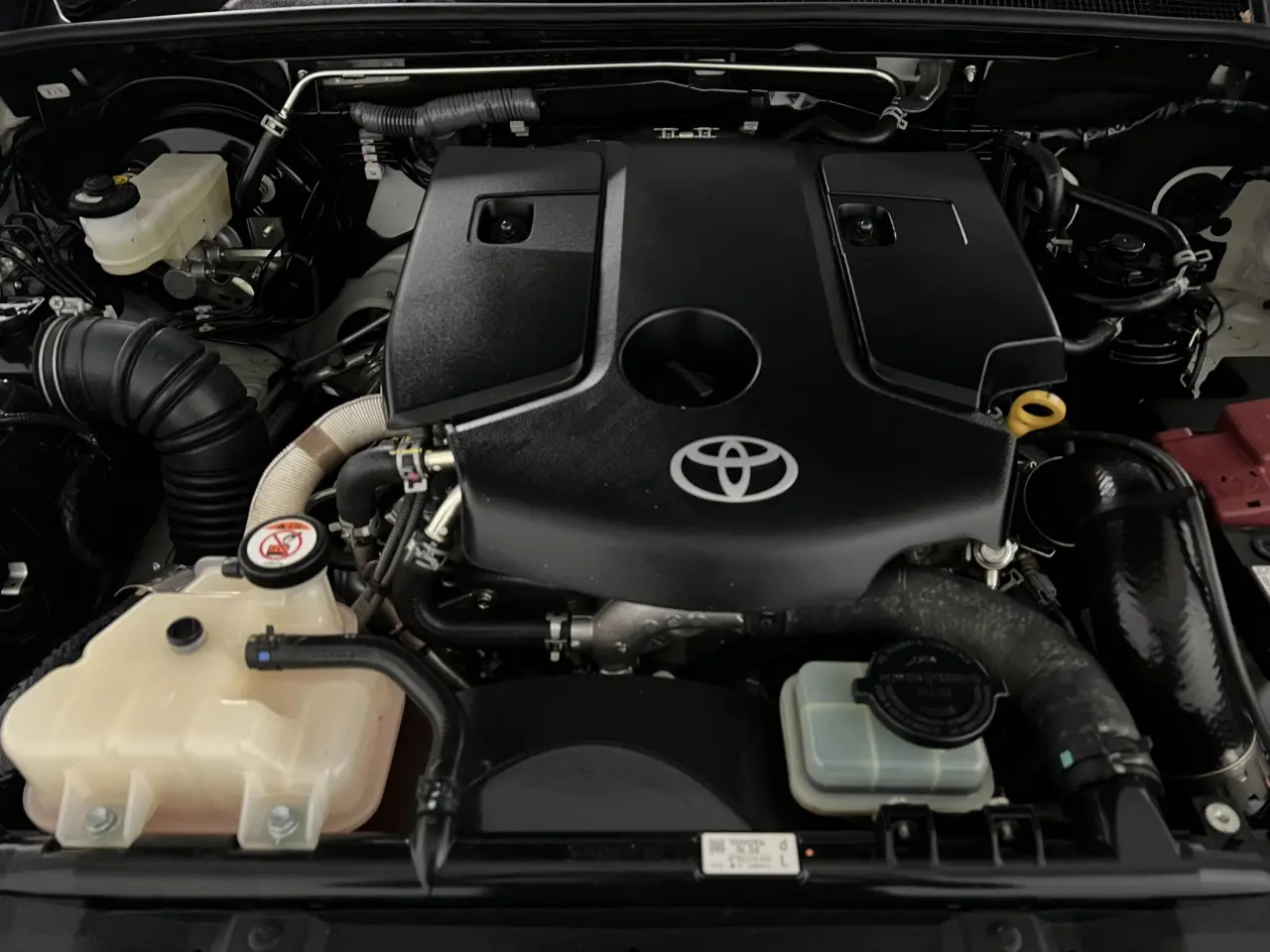 2023 TOYOTA HILUX Gallery Image 20