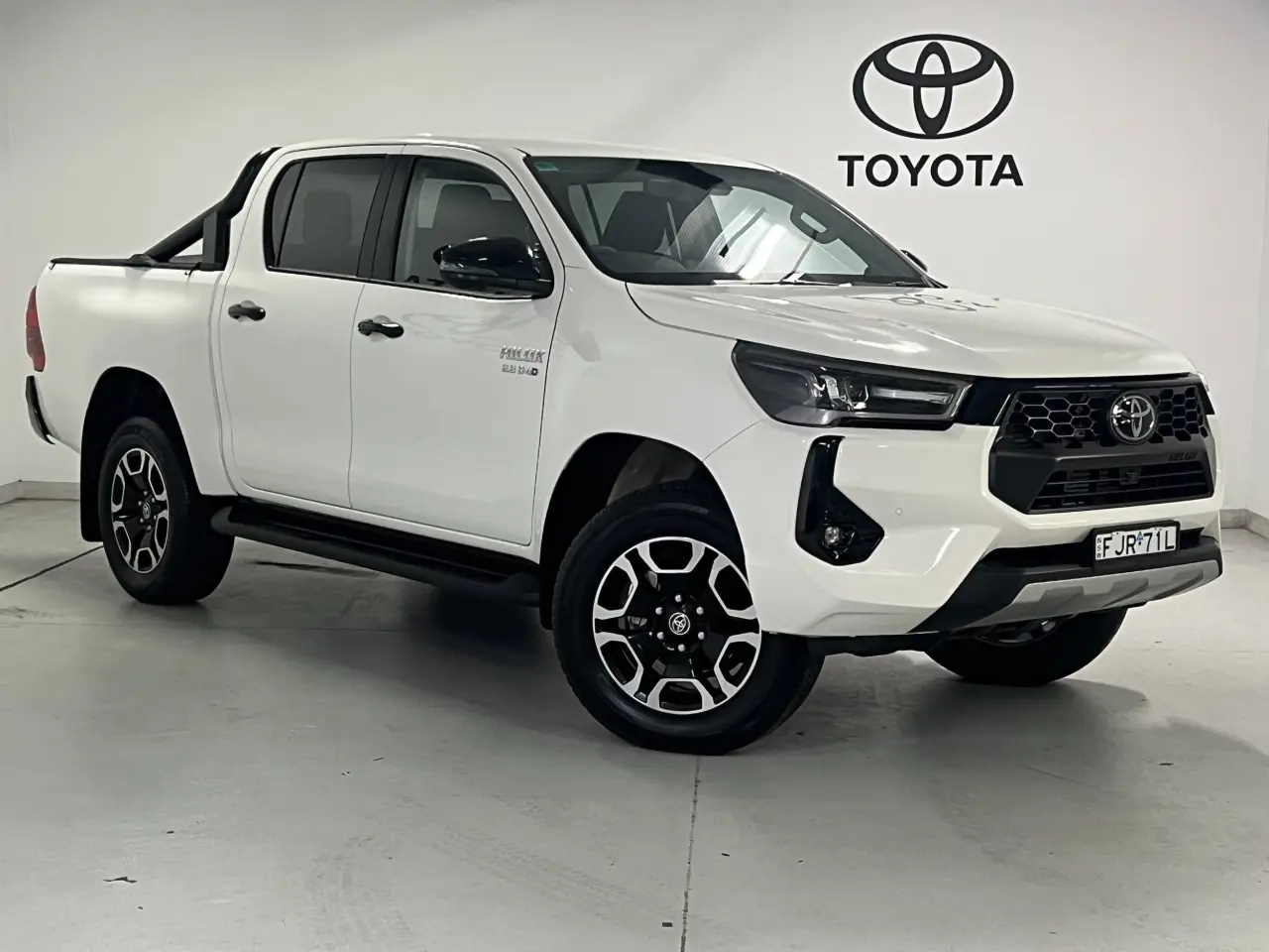 2024 TOYOTA HILUX Gallery Image 1