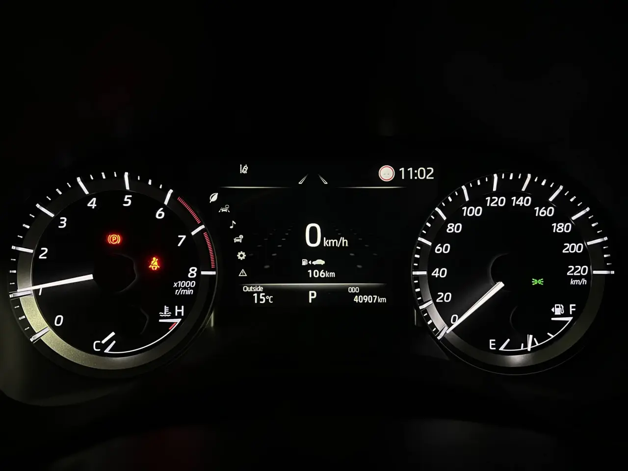 2022 TOYOTA KLUGER Gallery Image 18