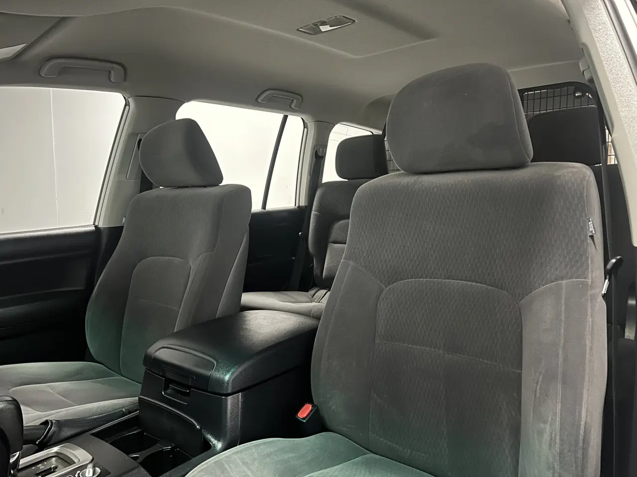 2019 TOYOTA LANDCRUISER Gallery Image 15