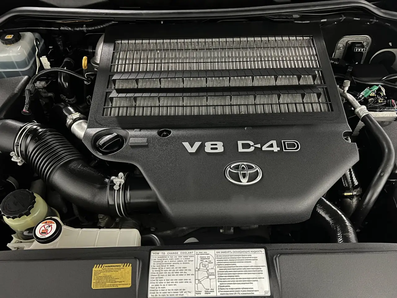 2019 TOYOTA LANDCRUISER Gallery Image 21