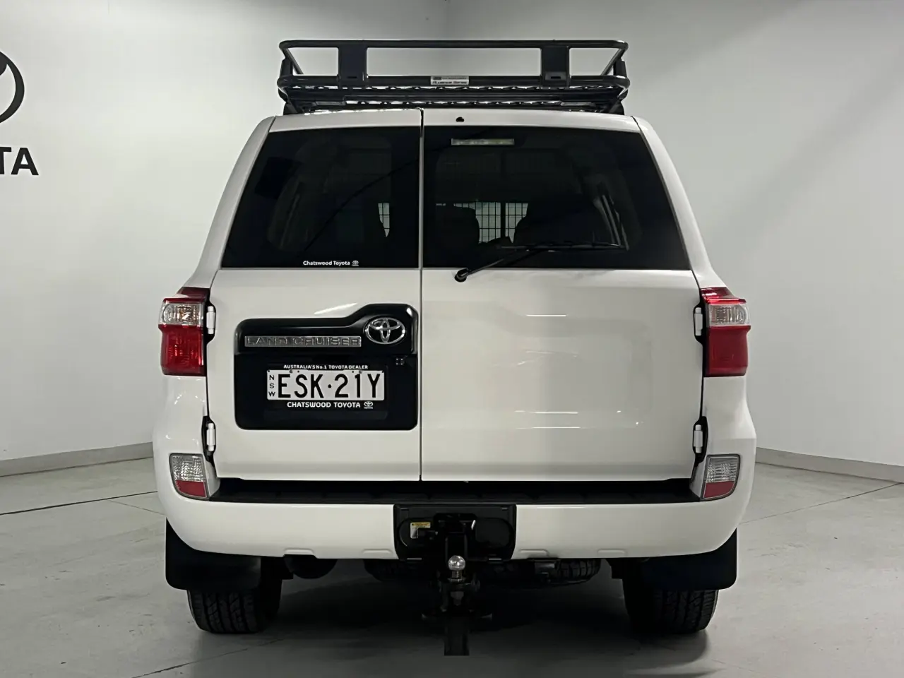 2019 TOYOTA LANDCRUISER Gallery Image 7