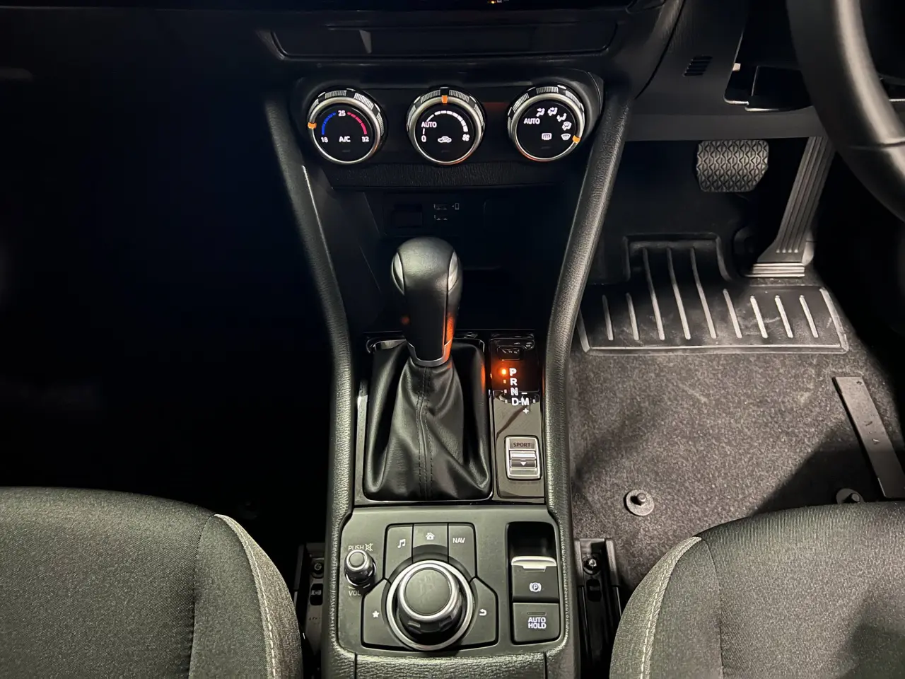 2024 MAZDA CX-3 Gallery Image 20