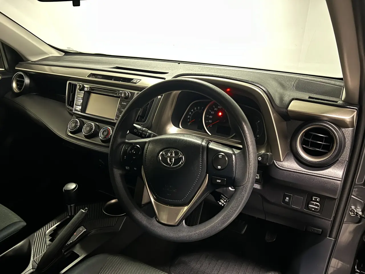 2014 TOYOTA RAV4 Gallery Image 10