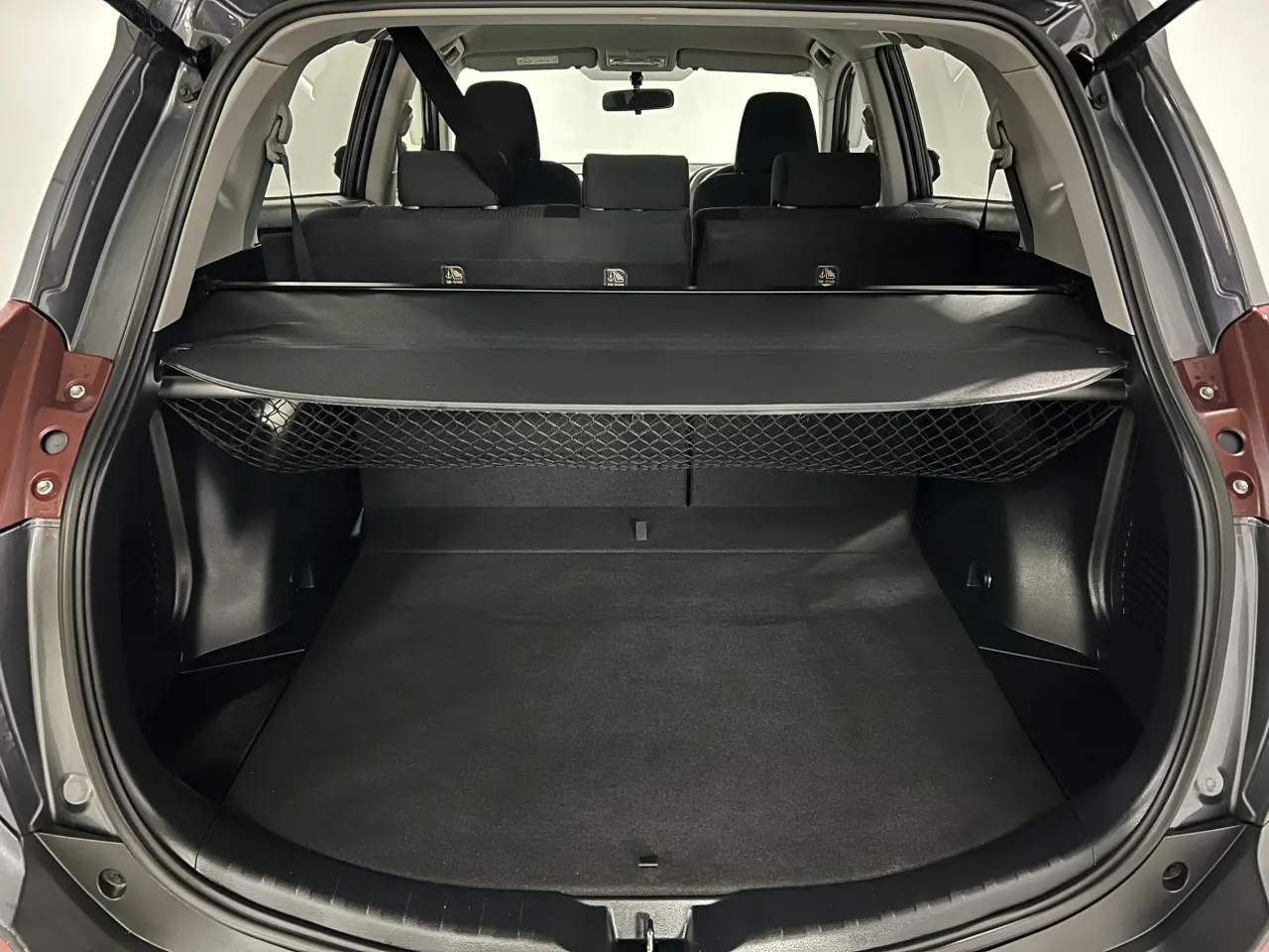 2014 TOYOTA RAV4 Gallery Image 13
