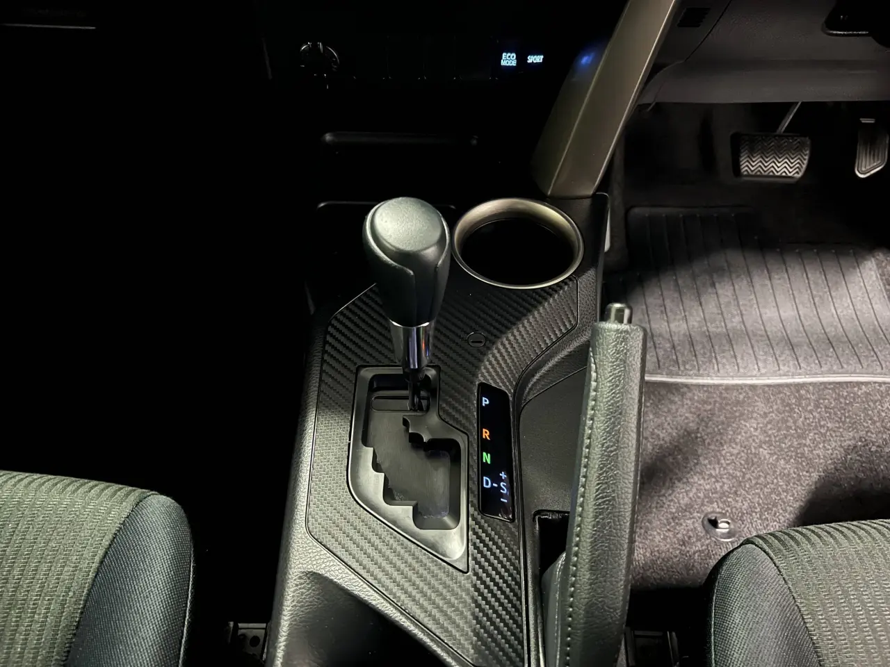 2014 TOYOTA RAV4 Gallery Image 20