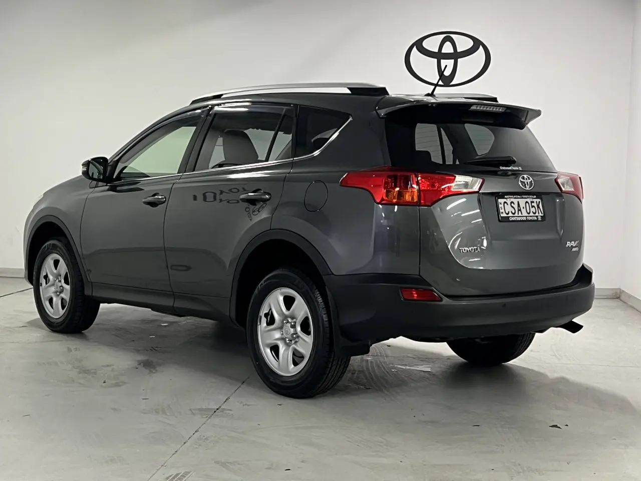 2014 TOYOTA RAV4 Gallery Image 8