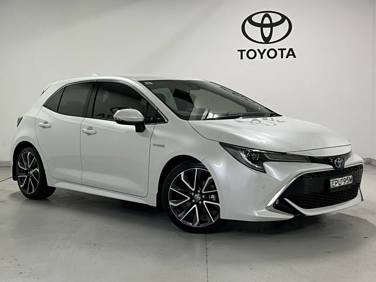 2021 TOYOTA COROLLA Gallery Image 1