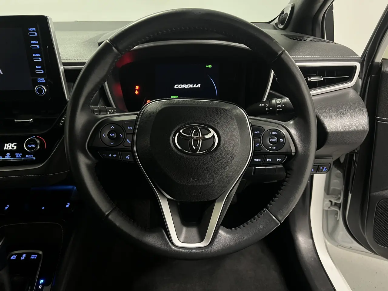 2021 TOYOTA COROLLA Gallery Image 16