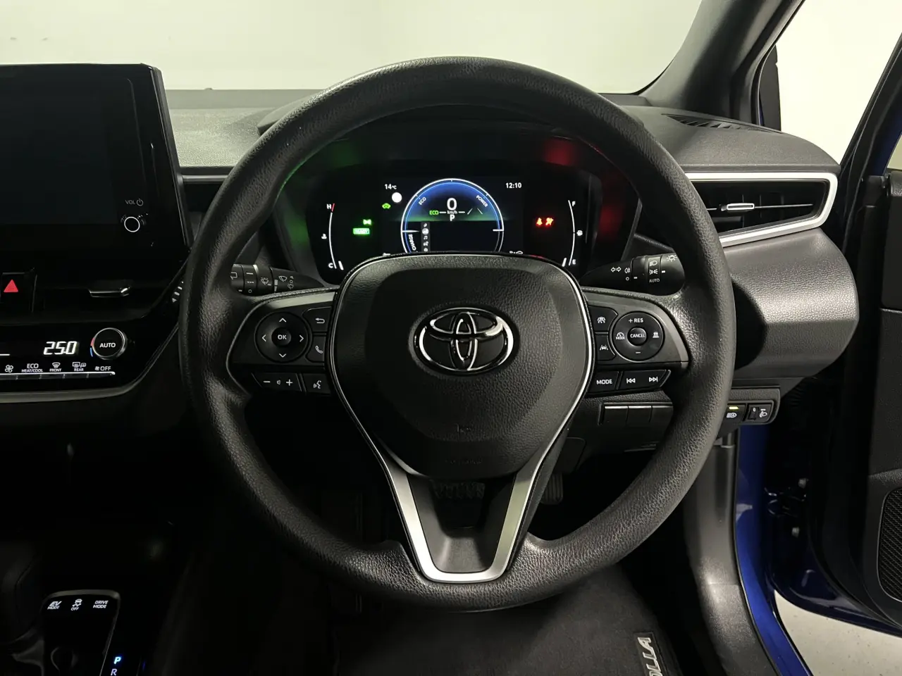 2023 TOYOTA COROLLA Gallery Image 16