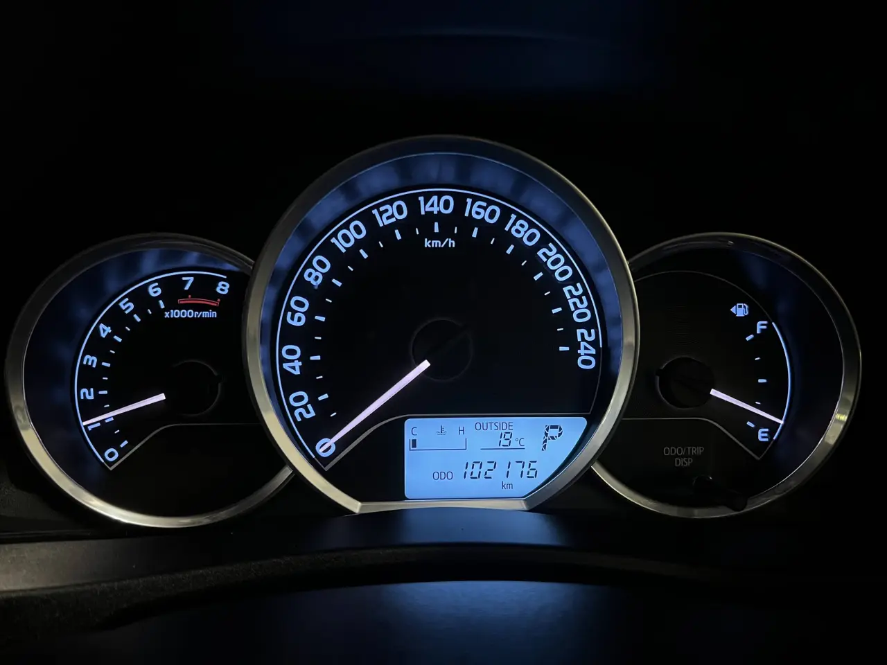 2017 TOYOTA COROLLA Gallery Image 17