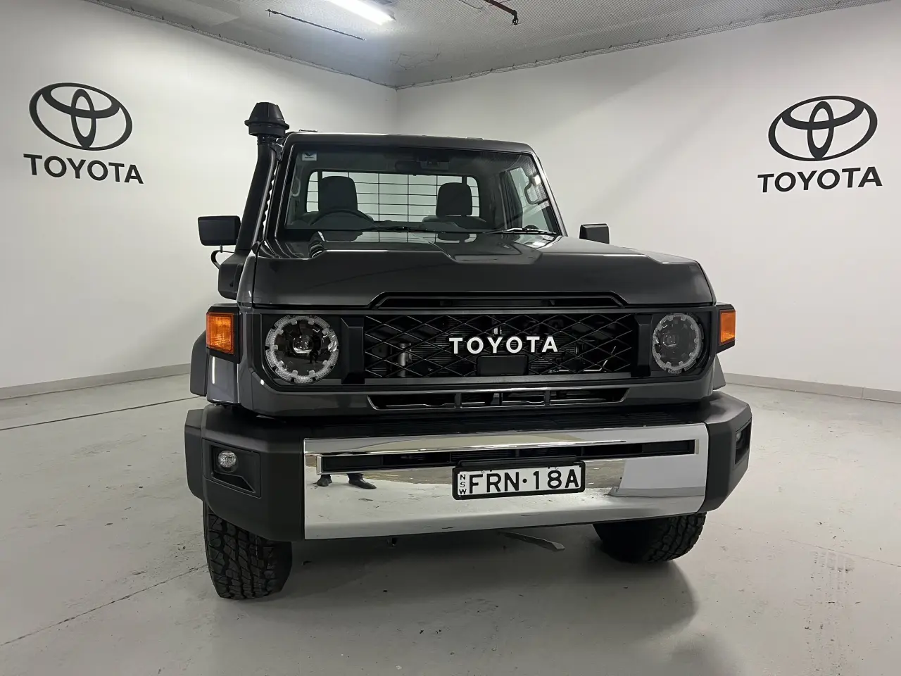 2025 TOYOTA LC MILITARY Gallery Image 2