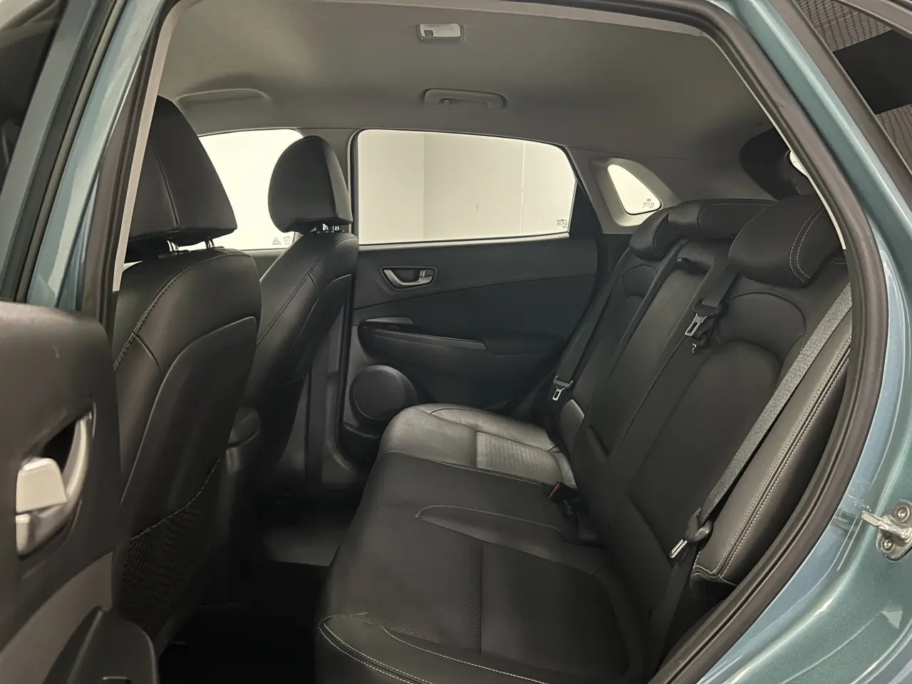 2017 HYUNDAI KONA Gallery Image 13
