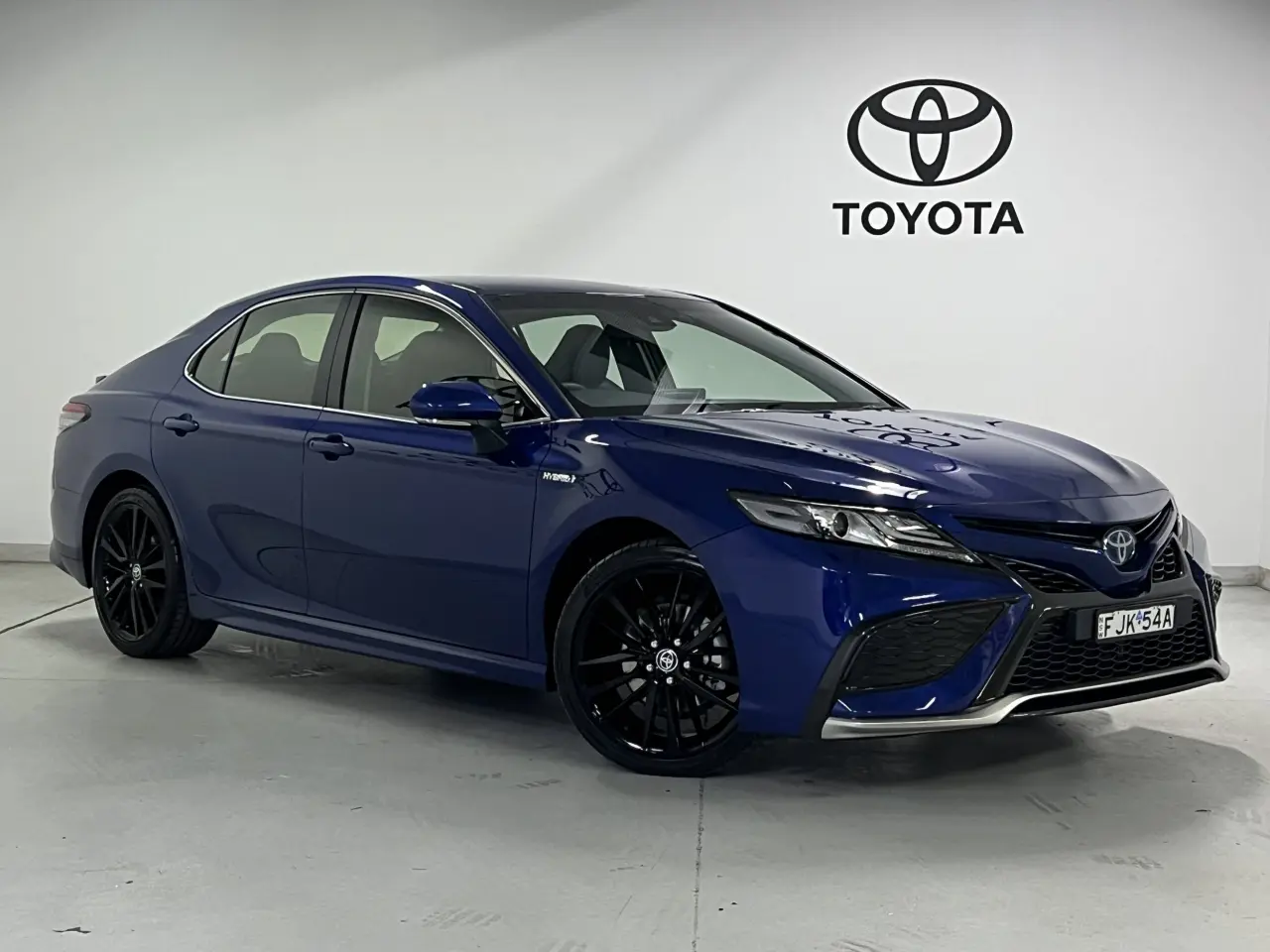 2024 TOYOTA CAMRY HYBRID Gallery Image 1