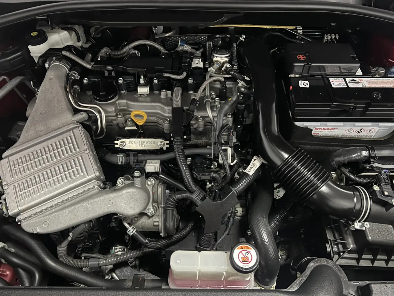 2017 TOYOTA C-HR Gallery Image 20