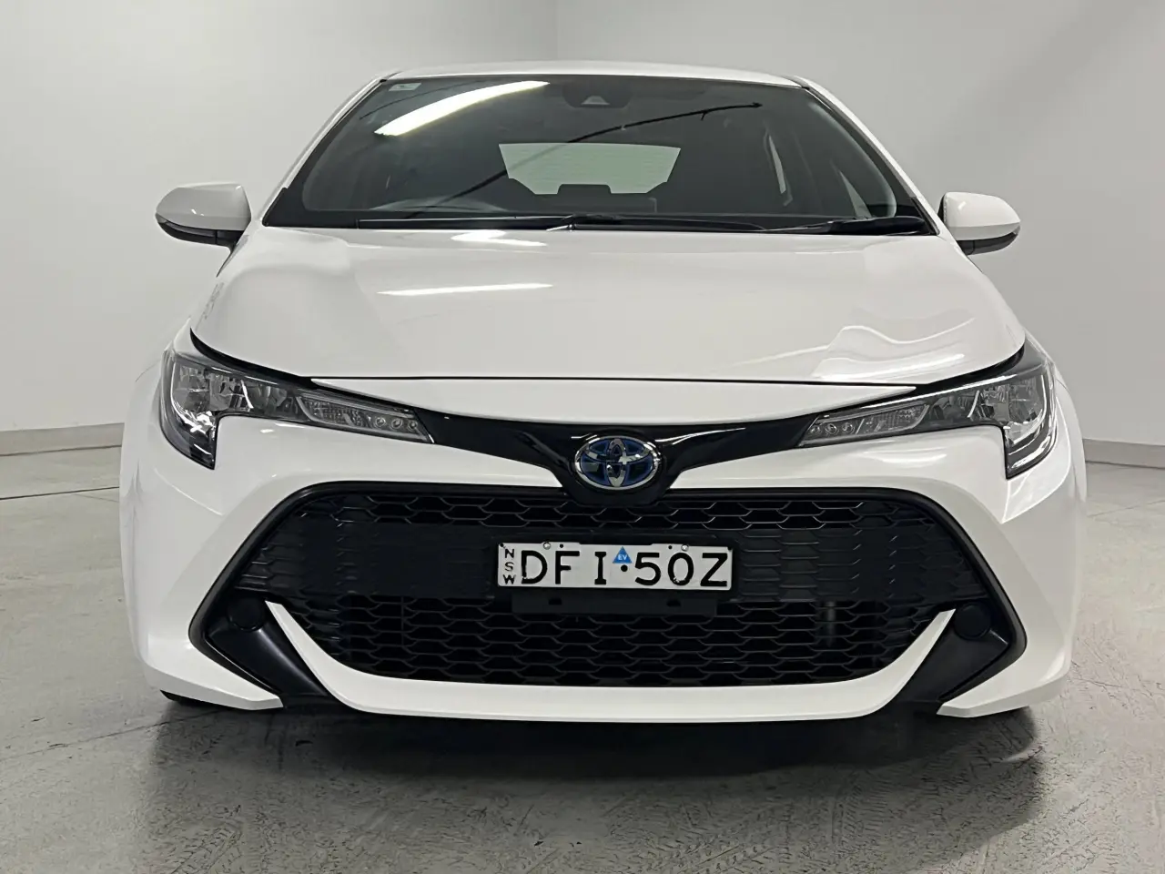 2020 TOYOTA COROLLA Gallery Image 3