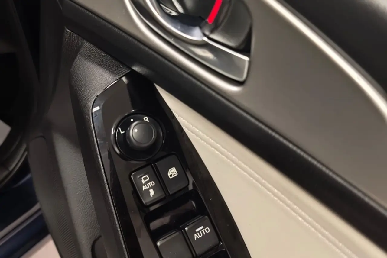 2016 Mazda 3 Gallery Image 19