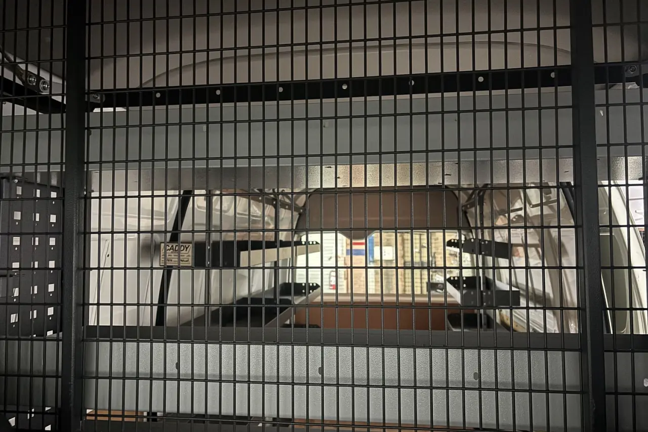 2016 Toyota Hiace Gallery Image 17