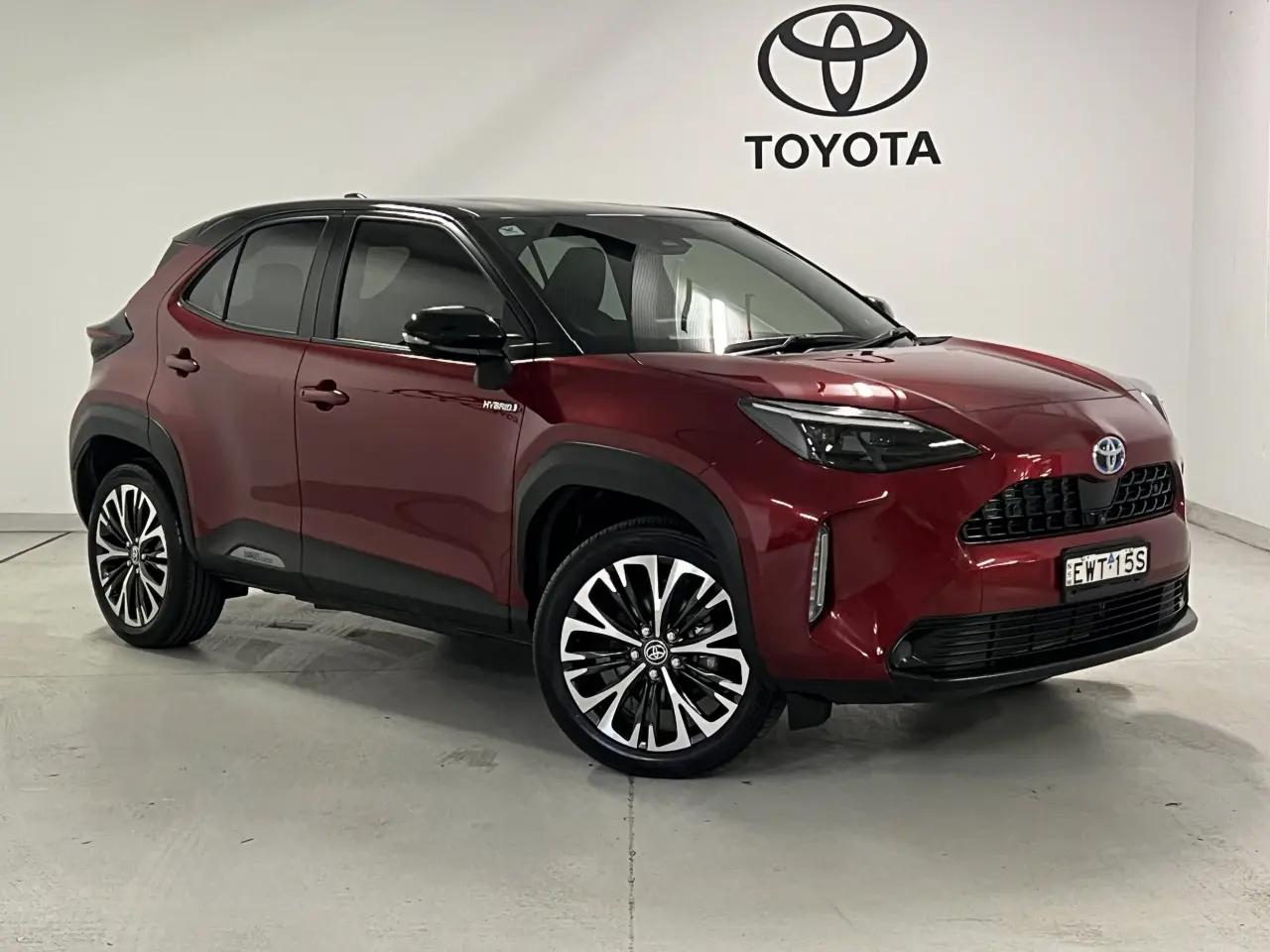 2022 TOYOTA YARIS CROSS HYBRID Gallery Image 1