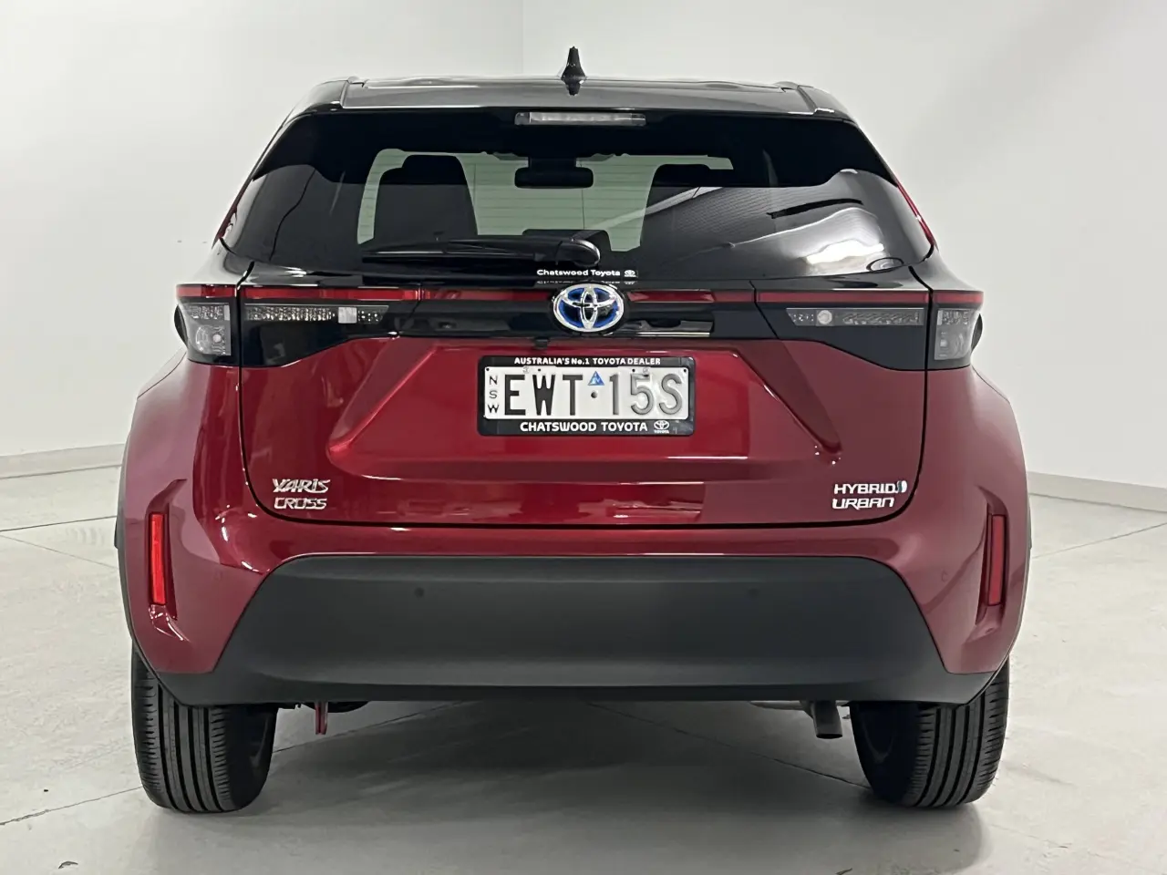 2022 TOYOTA YARIS CROSS HYBRID Gallery Image 7